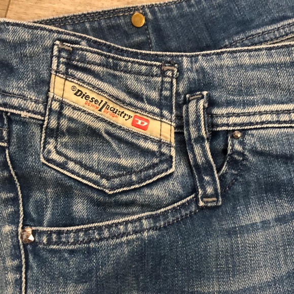 Authentic Diesel Denim Jeans - Picture 2 of 9